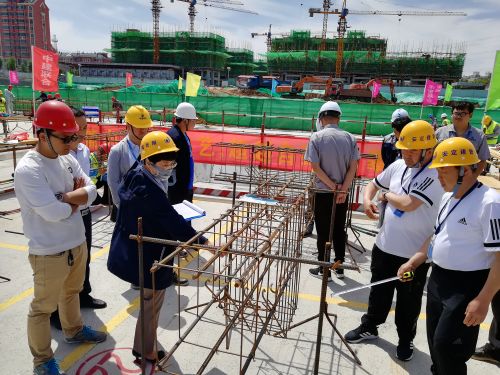 城陽(yáng)區(qū)舉辦建筑業(yè)職業(yè)技能大賽 比學(xué)趕幫超展工匠精神(圖8)