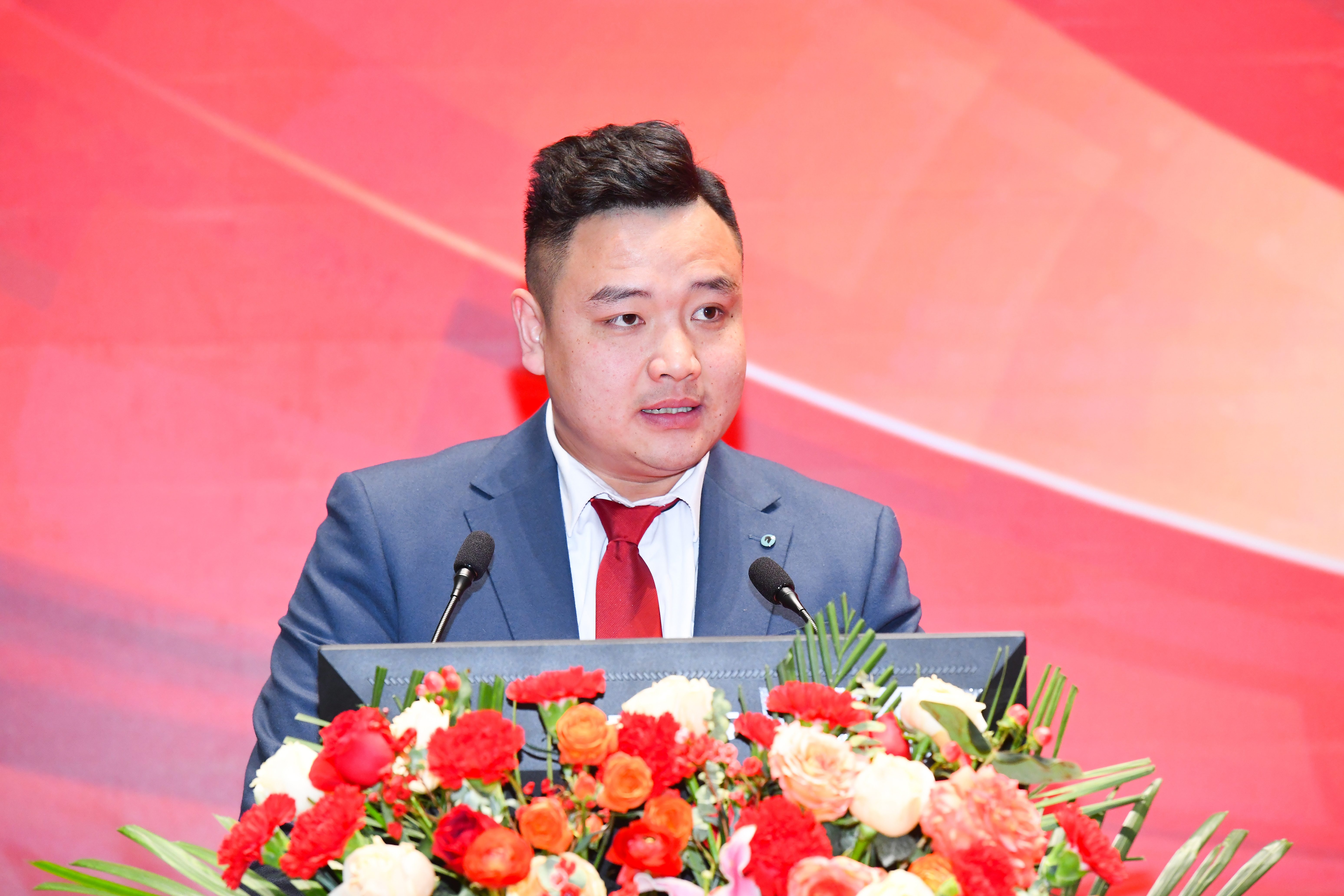 向陽(yáng)而生，破局進(jìn)取 | 中建聯(lián)合2023年度總結(jié)表彰暨2024年迎新大會(huì)勝利召開(圖38)