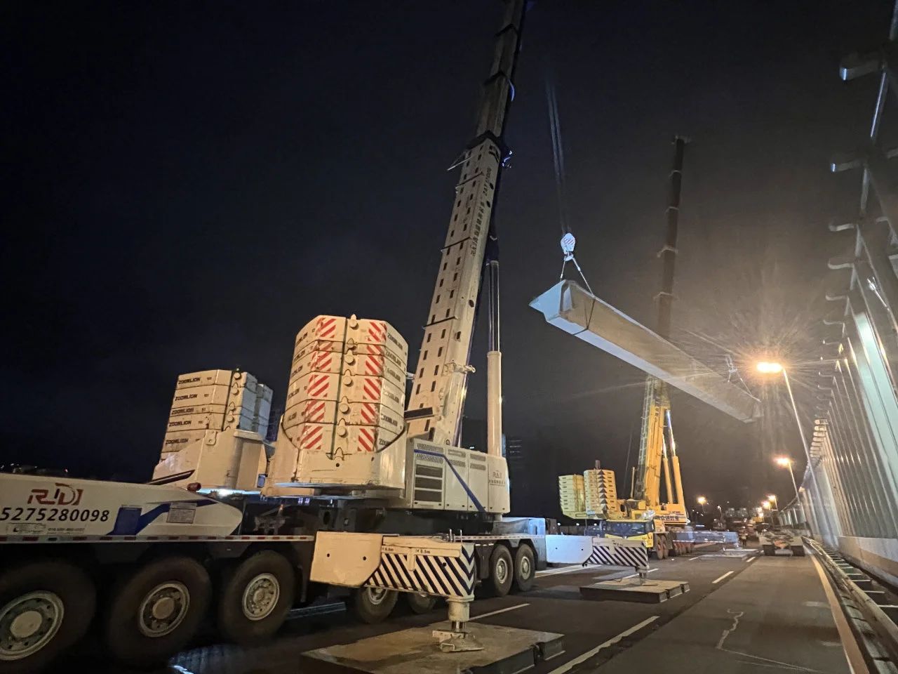 匠心凝筑 | 合肥路下穿青銀高速路基改橋項目東幅橋架梁工程順利完工(圖4) 匠心凝筑 | 合肥路下穿青銀高速路基改橋項目東幅橋架梁工程順利完工(圖4)